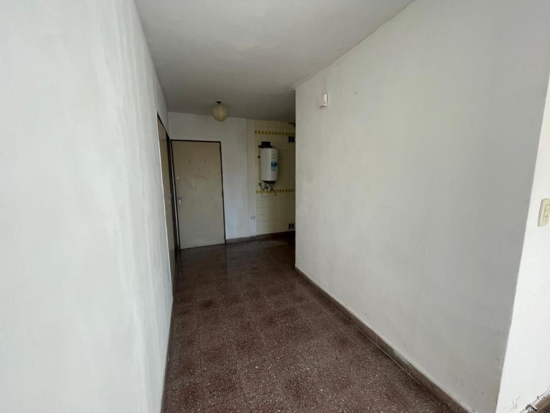 7d09dd6a-3ee7-4986-80d7-1170cec4751b