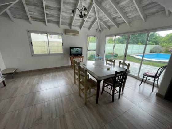 ab8863c7-e9fa-4370-9704-12efd901a729