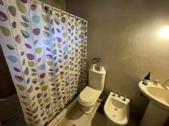 f999a1fa-94fd-477e-bc8e-e668323b7420