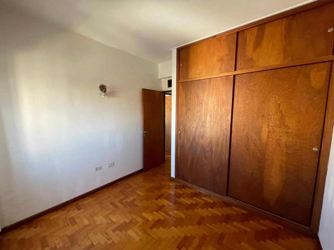 6fb08718-7a84-40ef-a955-0d0285466aea