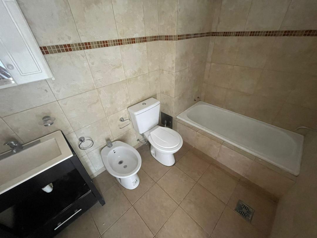 c0808358-b9b0-4e7a-a9b4-16cc63e700cc